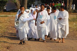 Read more about the article Kegiatan Manasik Haji SMP Laboratorium UM