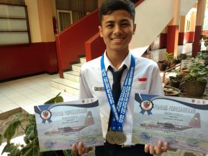 Read more about the article MENDULANG MEDALI DARI BERMAIN AIR